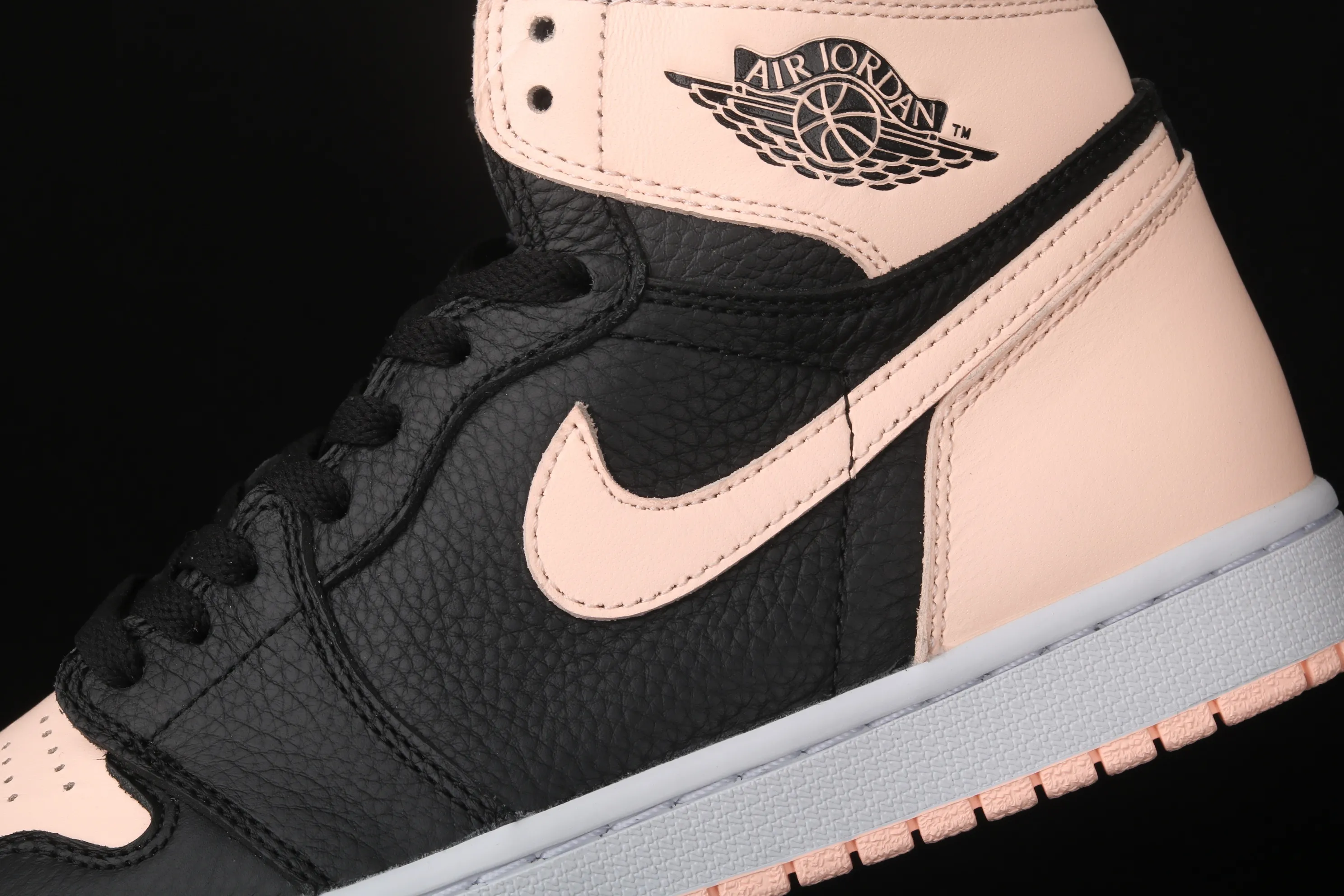 All categories Air Jordan Jordan series basketball shoes Air Jordan 1 High X version Air Jordan 1 "Crimson Tint" AJ1 Joe 1 black powder 555088-081